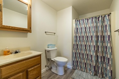 FISH, BOAT, GOLF AND VACATION AT HOME IN THIS SPACIOUS QUAD - photo 39