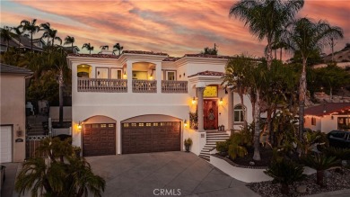 Lake Home For Sale in Canyon Lake, California