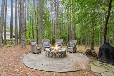 Blalock Lakes beauty with primary suite on main and effortless - photo 46