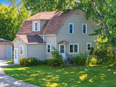 Completely remodeled interior from top to bottom, this country - photo 49