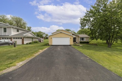 FISH, BOAT, GOLF AND VACATION AT HOME IN THIS SPACIOUS QUAD - photo 50