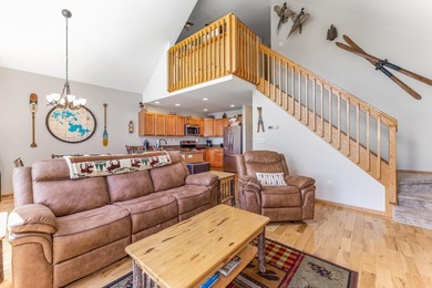 Immaculate Minocqua Chain home offering panoramic views of - photo 14
