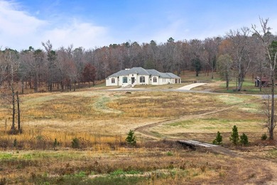 Experience luxury country living in this beautiful brick estate - photo 46
