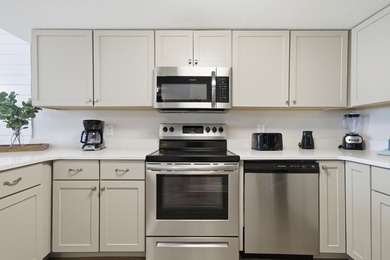 Seller is offering $5,000 towards the buyer's closing costs or - photo 9