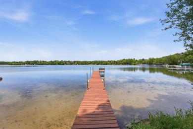Completely renovated and move-in ready, this charming 2-bedroom - photo 5