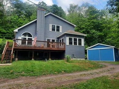 C. 2005 4 BEDROOM/2 BATH RIVERSIDE CONTEMPORARY W/ONE-CAR GARAGE - photo 1