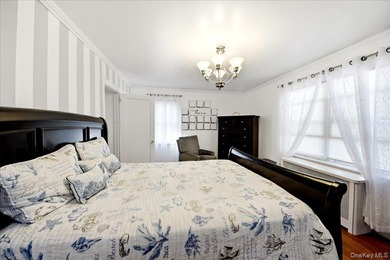 Morris Park Brick Detached Single family with finished basement - photo 15