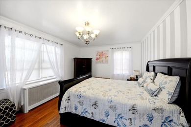 Morris Park Brick Detached Single family with finished basement - photo 16
