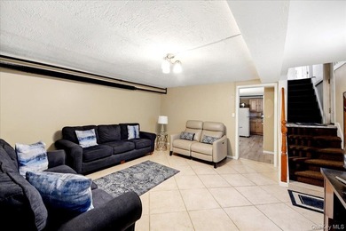 Morris Park Brick Detached Single family with finished basement - photo 20