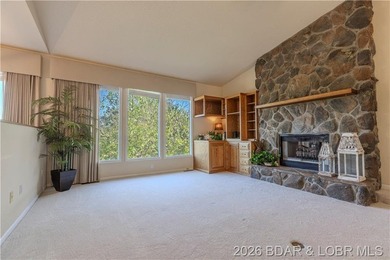 BACK ON MARKET AT NO FAULT OF SELLER. This 4000+ square foot - photo 4