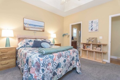 Coastal convenience, peaceful surroundings, and resort-style - photo 20