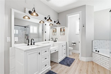 Welcome to desirable Pointe West. This stunning 5-bedroom home - photo 22