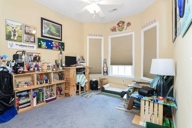Coastal convenience, peaceful surroundings, and resort-style - photo 26