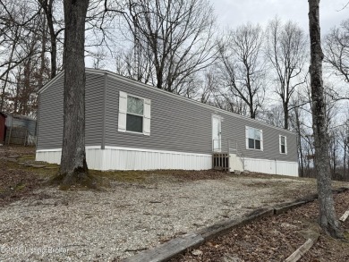 Lake Home For Sale in Mammoth Cave, Kentucky