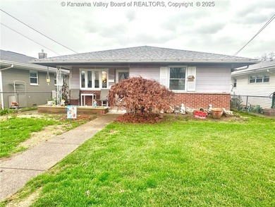 Kanawha River Home For Sale in St Albans West Virginia