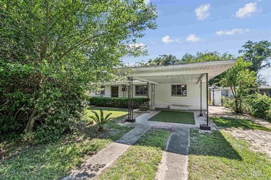 ATTENTION INVESTORS & CASH BUYERS: High-Upside Flip or Rental - photo 3