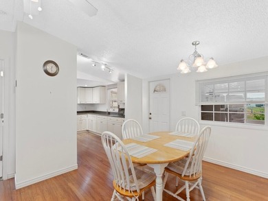 Welcome to this charming 2-bedroom, 1.5-bathroom manufactured - photo 8