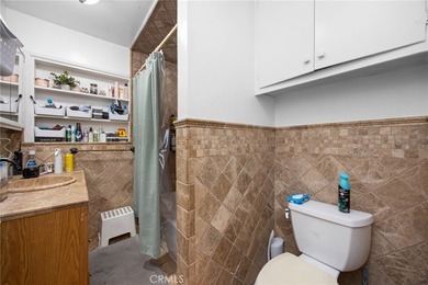 Amazing Income Producing Two-on-a-Lot Opportunity + Private Pool - photo 12