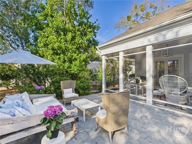 Masterfully reimagined by acclaimed Melissa Parker Interiors - photo 13