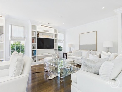 Masterfully reimagined by acclaimed Melissa Parker Interiors - photo 15