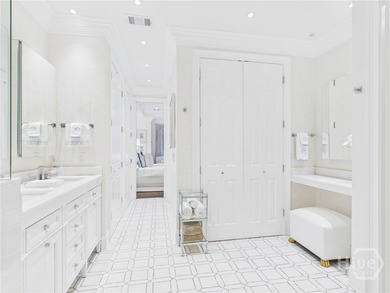 Masterfully reimagined by acclaimed Melissa Parker Interiors - photo 22