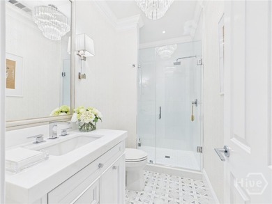 Masterfully reimagined by acclaimed Melissa Parker Interiors - photo 28