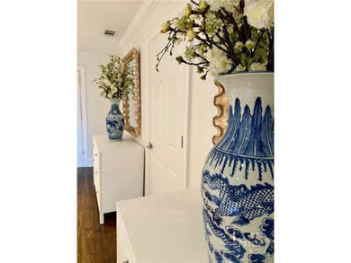 Masterfully reimagined by acclaimed Melissa Parker Interiors - photo 34