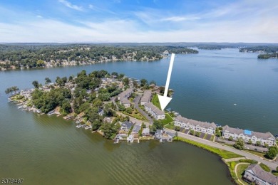 Lake Townhome/Townhouse For Sale in Mount Arlington, New Jersey