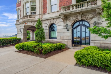 Lake Home For Sale in Chicago, Illinois