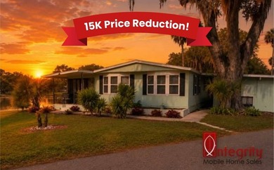 Welcome to your own slice of paradise in the highly sought-after - photo 1