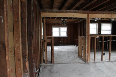 Investor's Special - SOLD *As-Is*. Opportunity Knocks 4 Bedrooms - photo 6