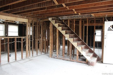 Investor's Special - SOLD *As-Is*. Opportunity Knocks 4 Bedrooms - photo 7