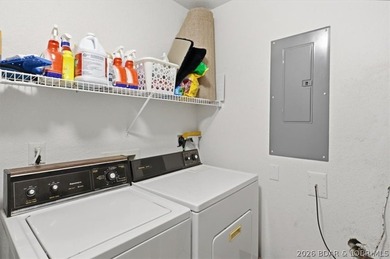 Great opportunity to own a turnkey lakefront condo at the Lake - photo 32