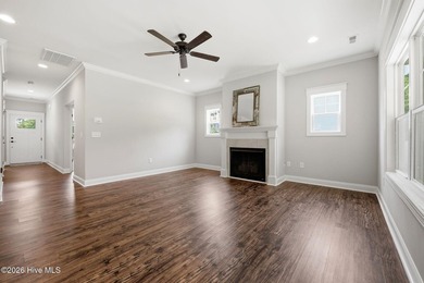 QUALIFIED BUYERS: TAKE ADVANTAGE OF THIS PROPERTY'S OPPORTUNITY - photo 4