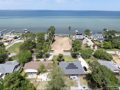 Rare bayfront lot in Gulf Breeze, Florida with a full 101 feet - photo 6