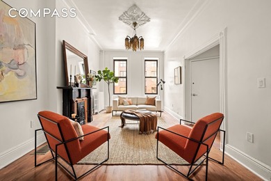 This may be the most unique two-bedroom charmer in Long Island - photo 2