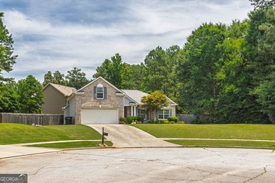 Welcome home to this beautifully maintained 4-bedroom, 2-bath - photo 3