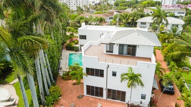 Discover this distinctive waterfront quadruplex in the Bel Lido - photo 11