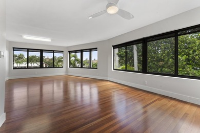Discover this distinctive waterfront quadruplex in the Bel Lido - photo 16