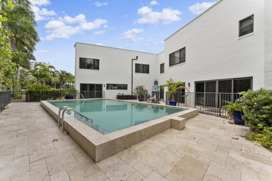 Discover this distinctive waterfront quadruplex in the Bel Lido - photo 26