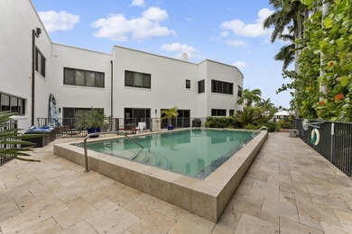 Discover this distinctive waterfront quadruplex in the Bel Lido - photo 27