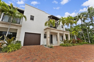 Discover this distinctive waterfront quadruplex in the Bel Lido - photo 31