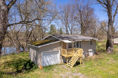 A beautiful riverfront location with 127' on the Susquehanna - photo 3