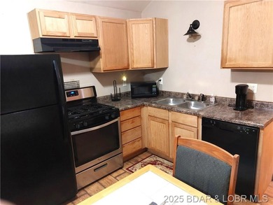 Move in ready! Well maintained 1 bedroom, 1 full bath Tiny Home - photo 6