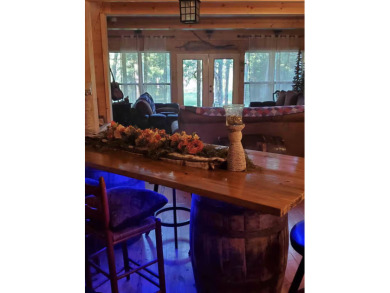 Unique Lakehouse & Creek-Front Retreat - photo 11