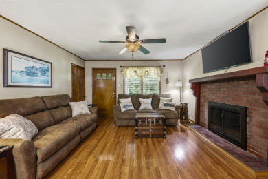 Cozy Waterfront Retreat With U-shaped End Dock - photo 18
