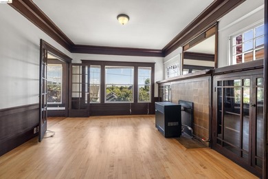 This beautifully preserved 1910 duplex blends timeless character - photo 16