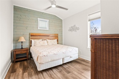 Gorgeous home provides the perfect coastal retreat as an - photo 19