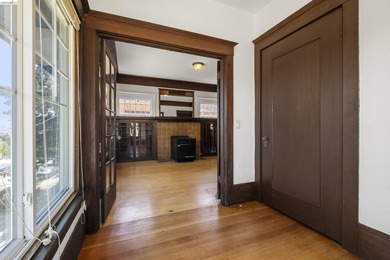 This beautifully preserved 1910 duplex blends timeless character - photo 20