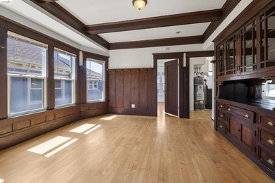 This beautifully preserved 1910 duplex blends timeless character - photo 21